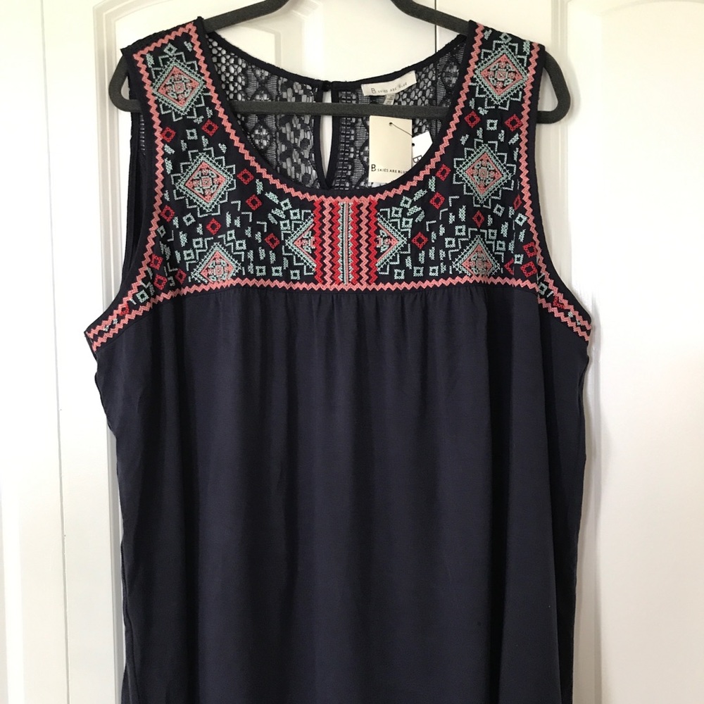 Skies Are Blue - Bradie Embroidery Front Knit Top